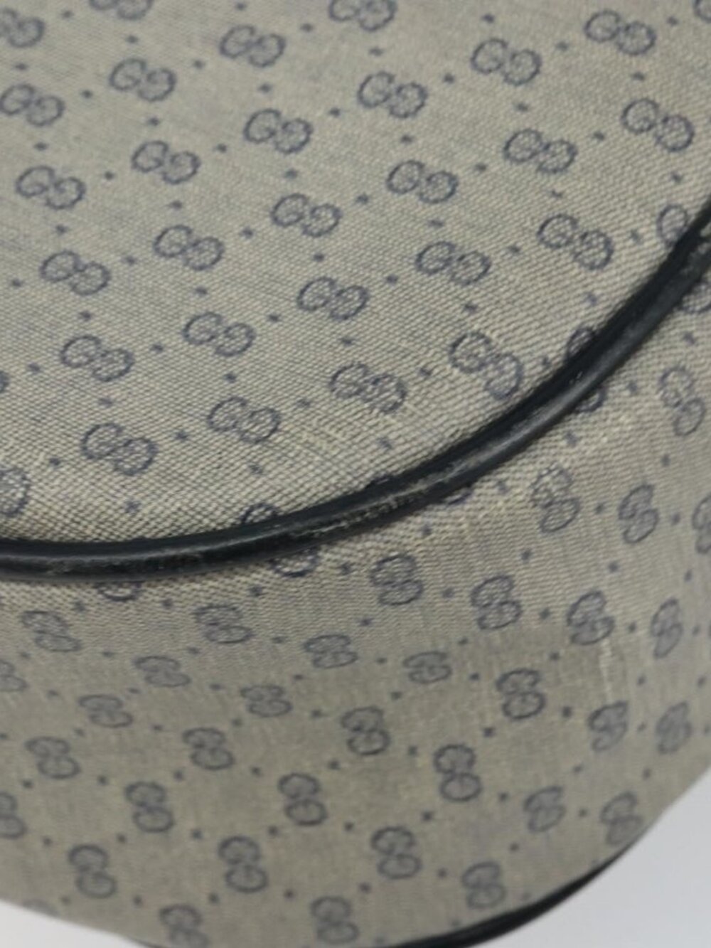 Authentic GUCCI Micro GG Supreme Shoulder Bag PVC Navy Gold 001 115 0918 - Picture 16 of 16